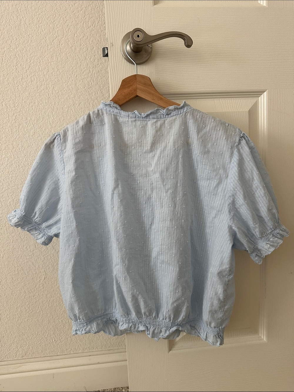 Uniqlo Light Blue Ruffle Button-Front Blouse - Picture 2 of 8